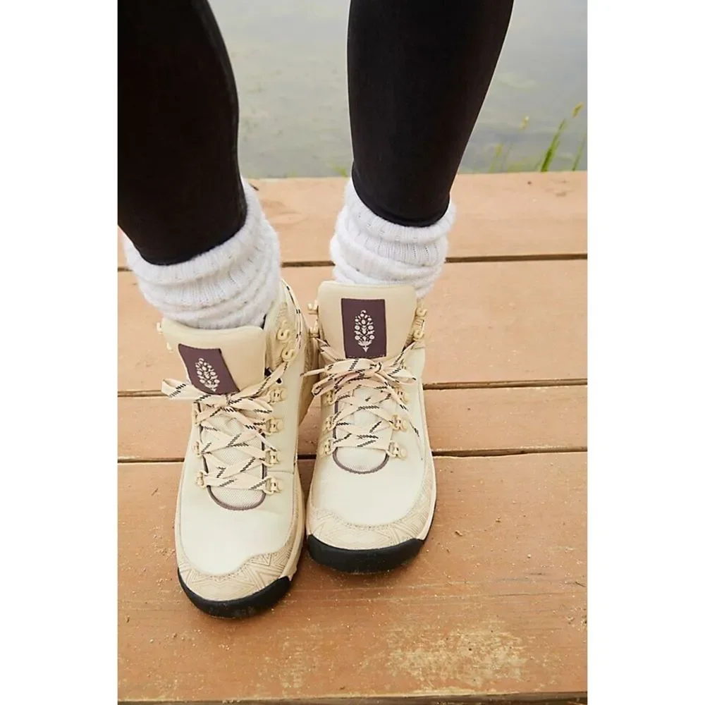New Free People Movement Adrika Danner Sz US7 Beige